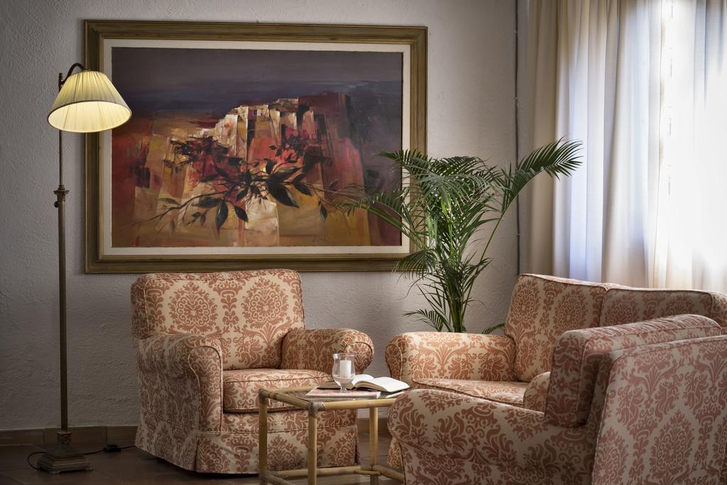 Hotel La Bisaccia Байя-Сардинія Екстер'єр фото