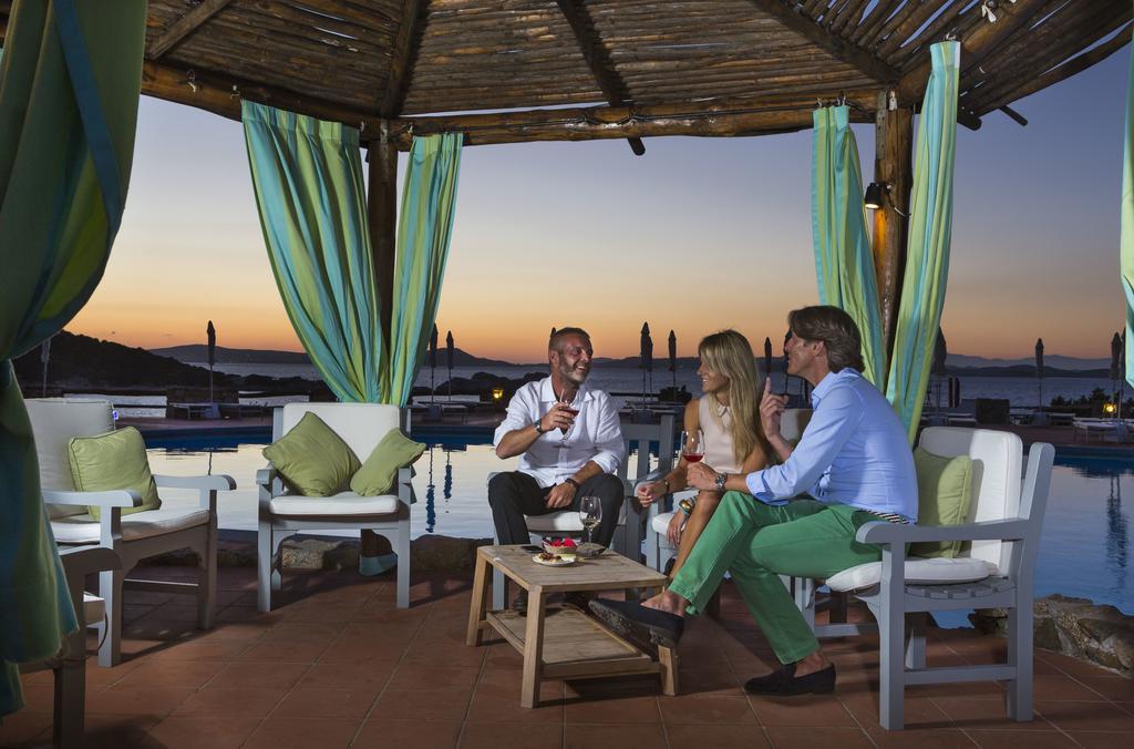 Hotel La Bisaccia Байя-Сардинія Екстер'єр фото
