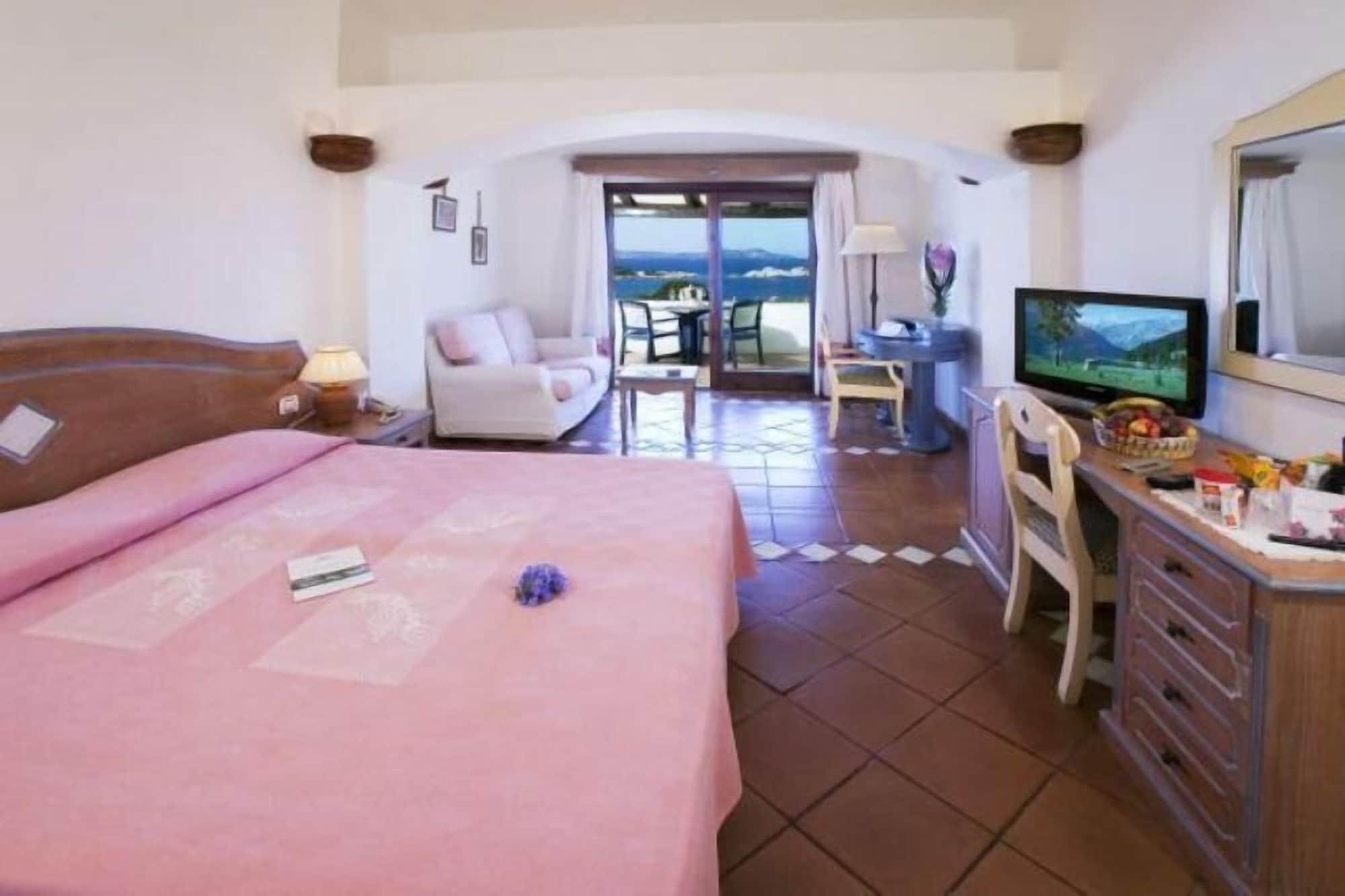 Hotel La Bisaccia Байя-Сардинія Екстер'єр фото